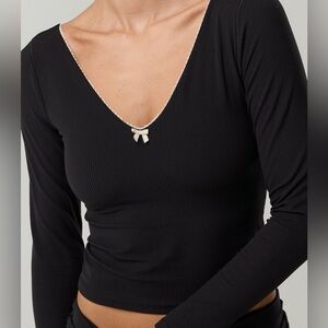 OFFLINE Aerie•Real Me XTRA Rib Open V-Neck T-Shirt•Size S•NWT